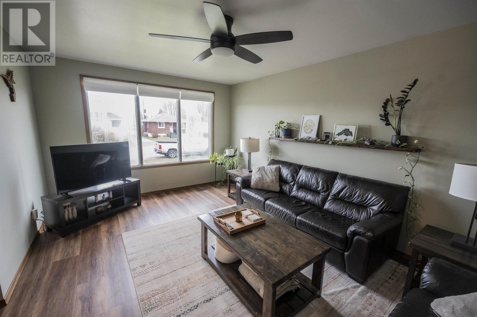 716 Francis Street West, Thunder Bay, Ontario  P7E 4E1 - Photo 3 - TB253411