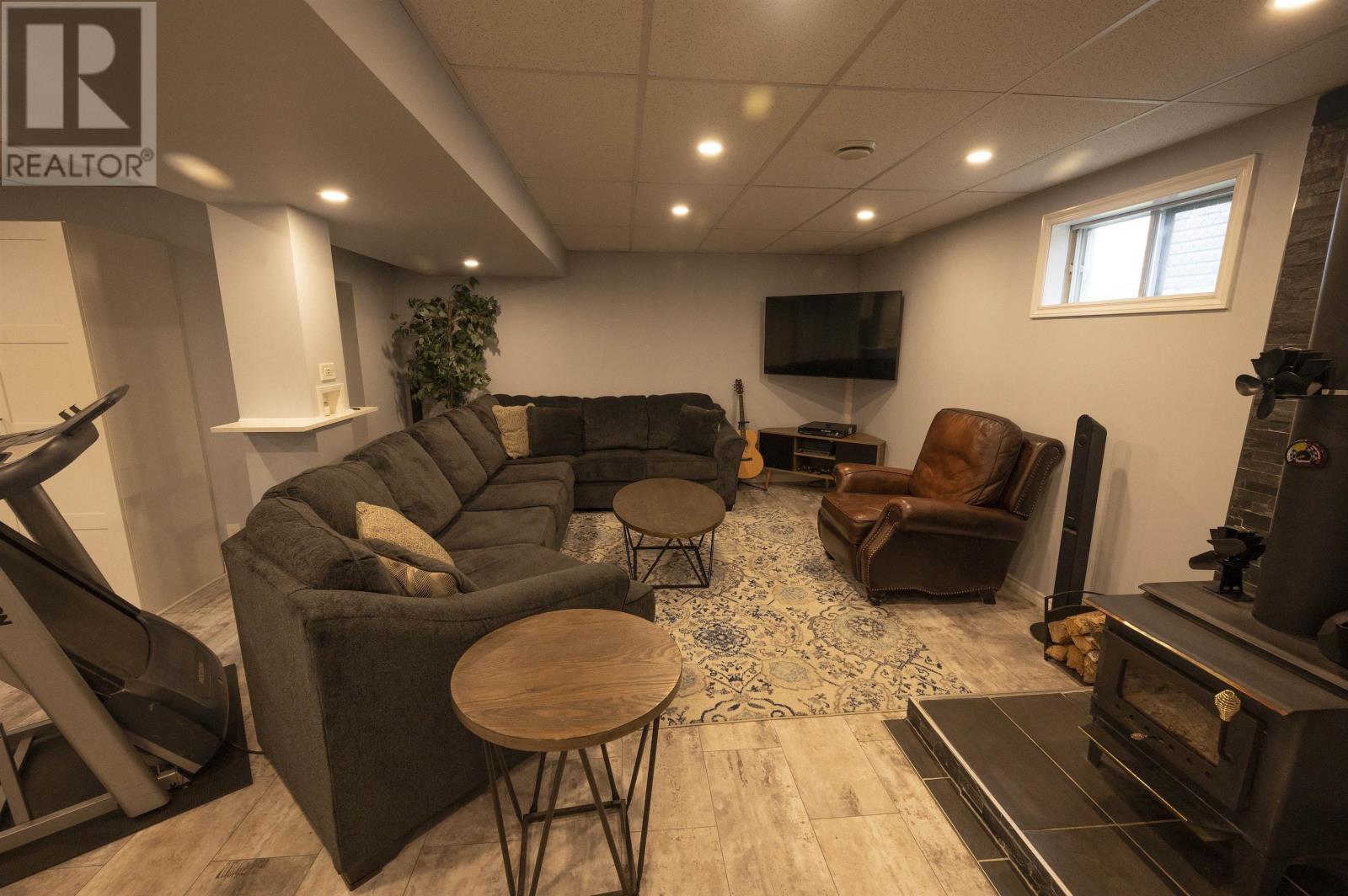 716 Francis Street West, Thunder Bay, Ontario  P7E 4E1 - Photo 32 - TB253411