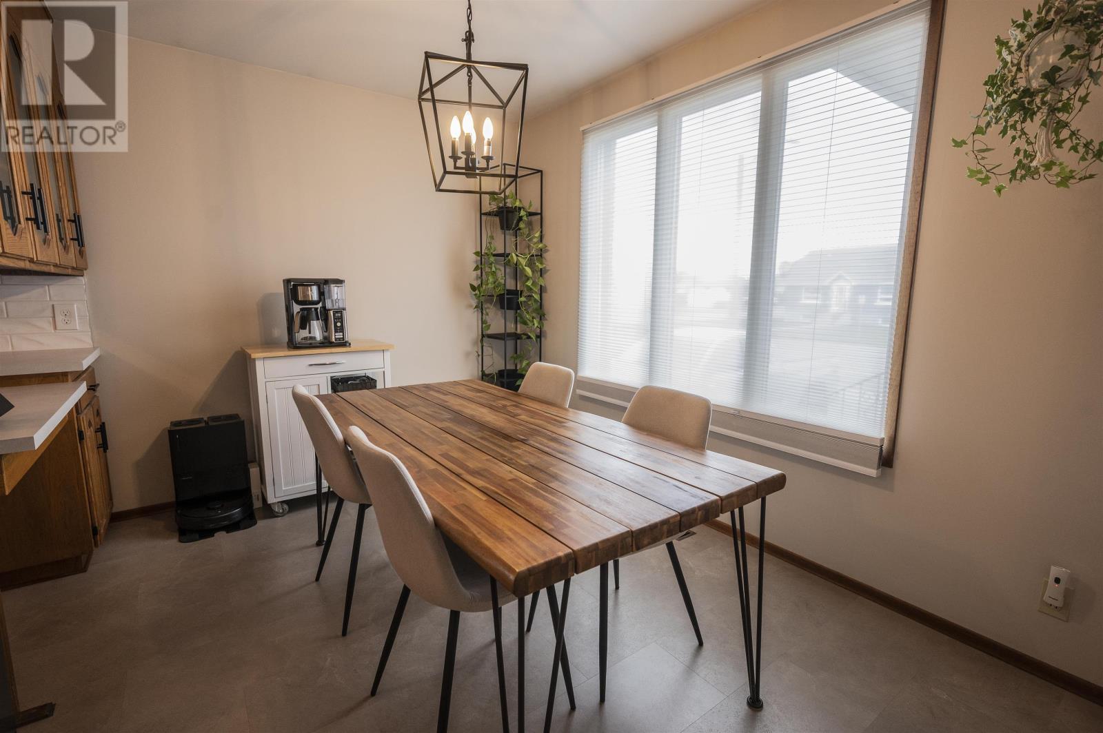 716 Francis Street West, Thunder Bay, Ontario  P7E 4E1 - Photo 7 - TB253411