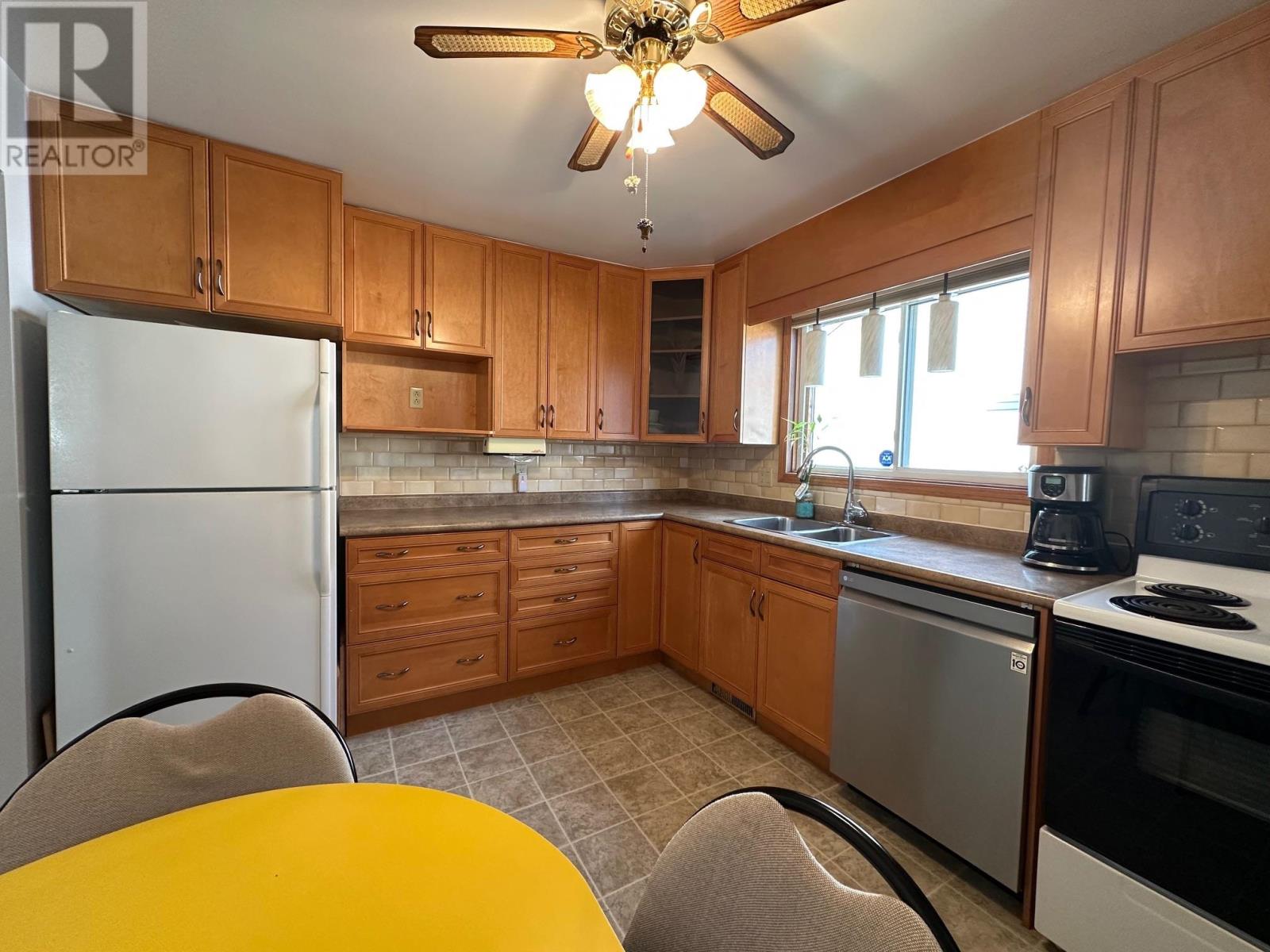 326 Mary St W, Thunder Bay, Ontario  P7E 4K8 - Photo 7 - TB253419