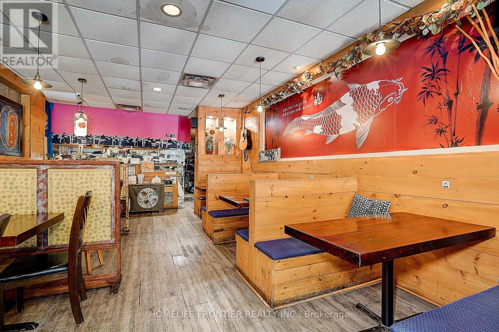 482 Bloor Street W, Toronto, Ontario  M5S 1X8 - Photo 4 - C12516508