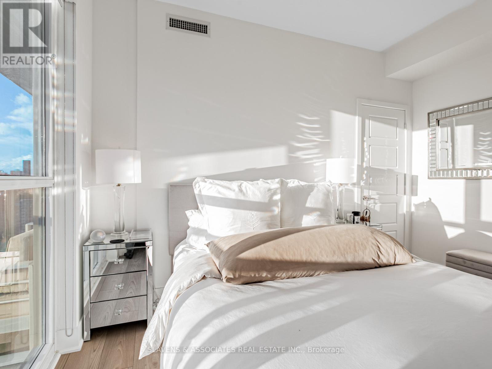 2202 - 120 Parliament Street, Toronto, Ontario  M5A 0N6 - Photo 25 - C12516514