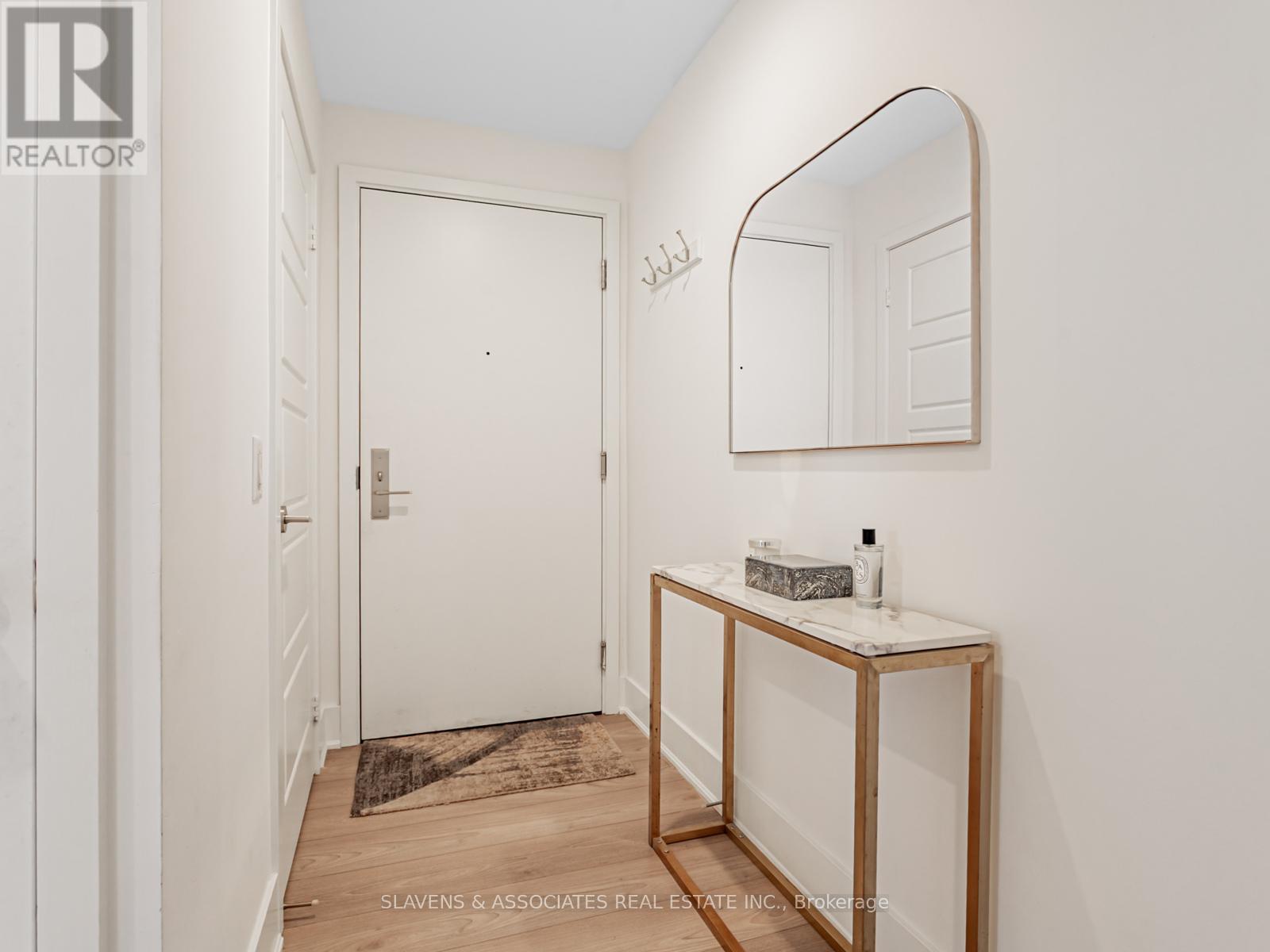 2202 - 120 Parliament Street, Toronto, Ontario  M5A 0N6 - Photo 3 - C12516514