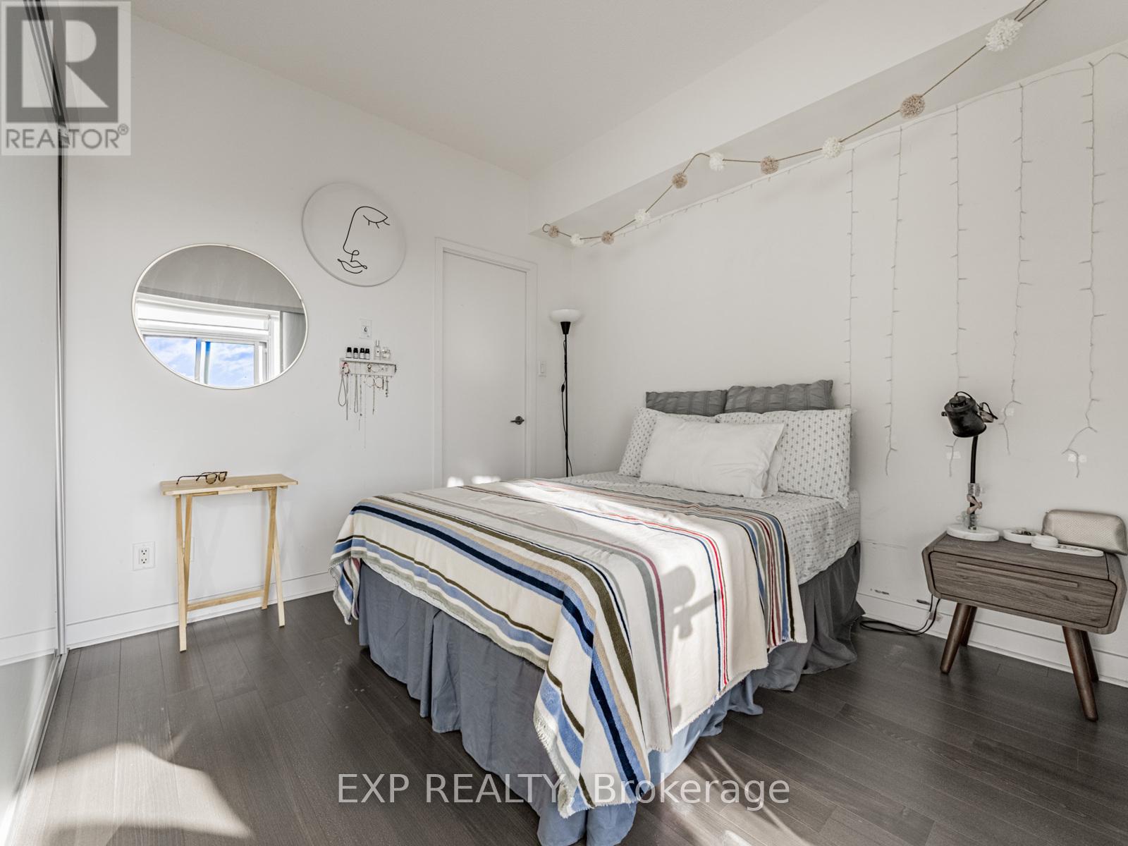 1811 - 1171 Queen Street W, Toronto, Ontario  M6J 1J4 - Photo 9 - C12516604