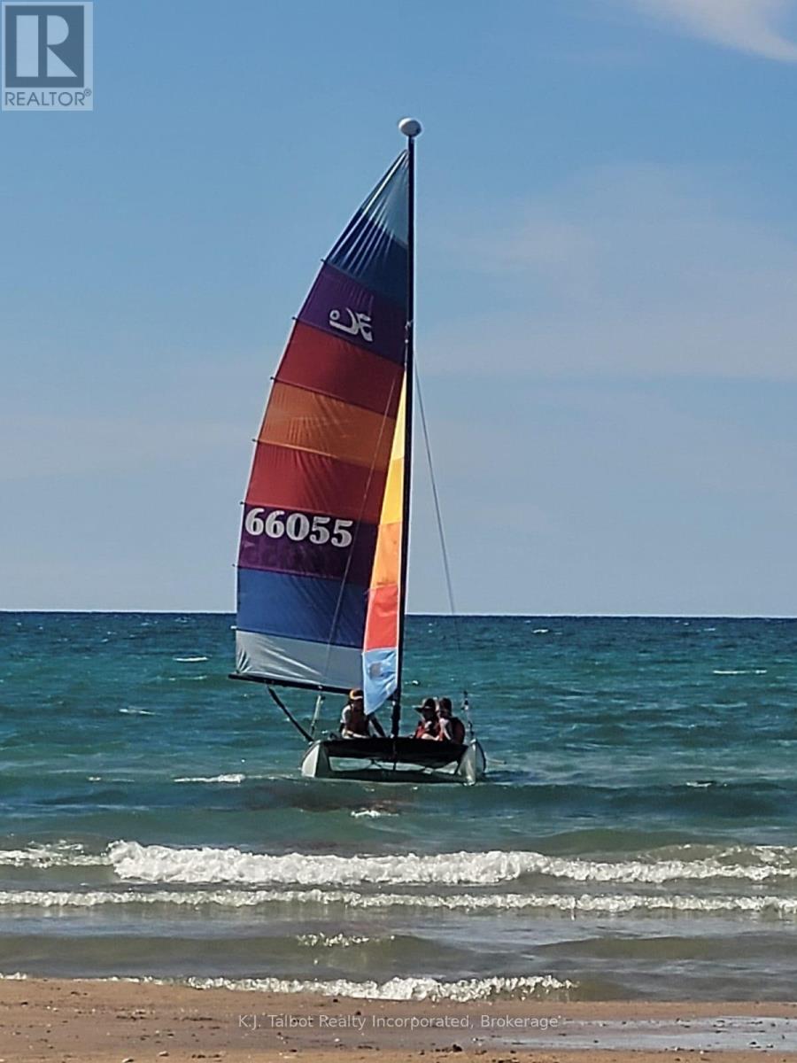 74515 Woodland Drive, Bluewater, Ontario N0M 1G0 - Photo 45 - X12468811