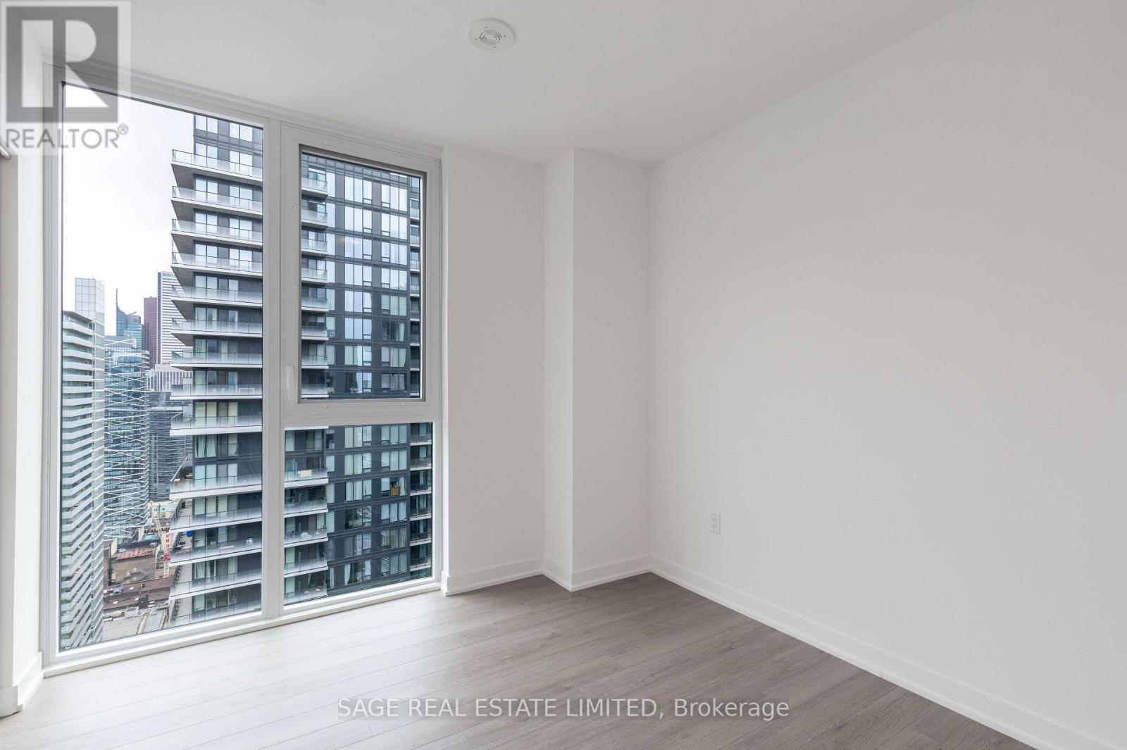 3903 - 357 King Street W, Toronto, Ontario  M5V 0S7 - Photo 8 - C12516660