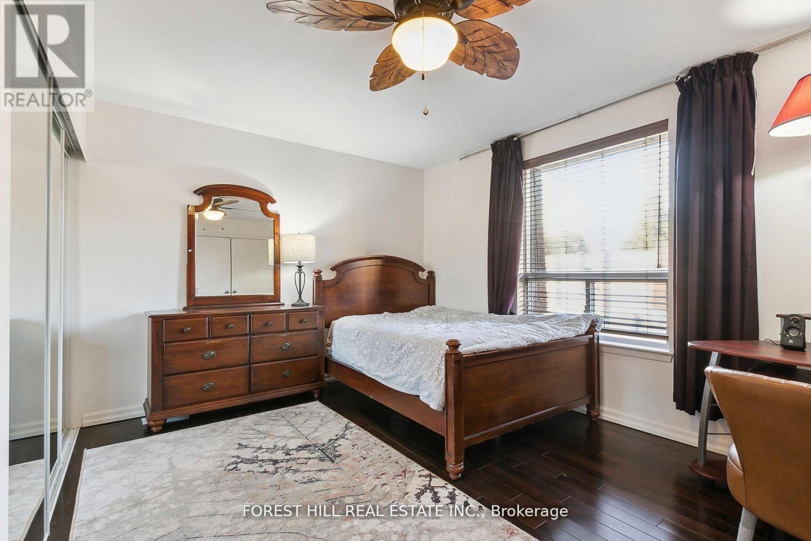 86 Village Greenway, Toronto, Ontario  M2J 1K8 - Photo 35 - C12516674