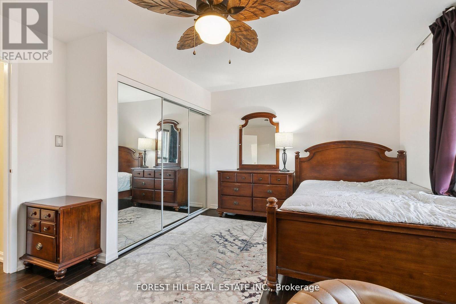 86 Village Greenway, Toronto, Ontario  M2J 1K8 - Photo 36 - C12516674