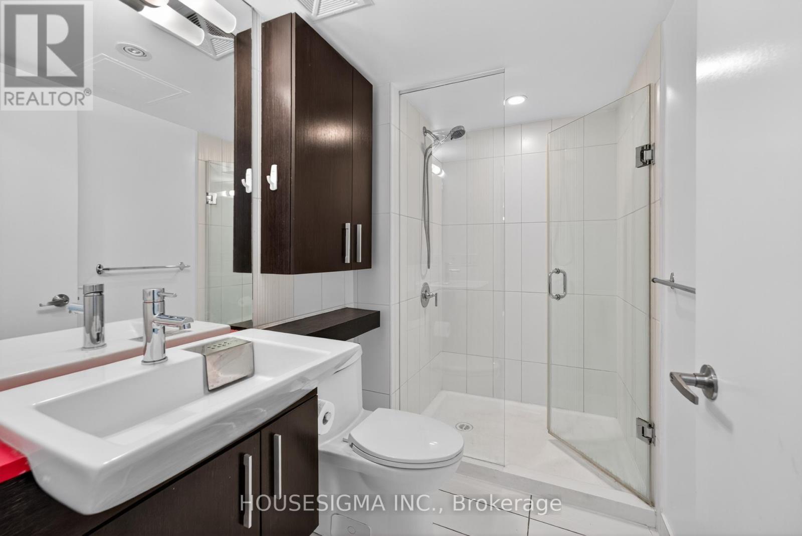 1005 - 8 Telegram Mews, Toronto, Ontario  M5V 3Z5 - Photo 28 - C12516686