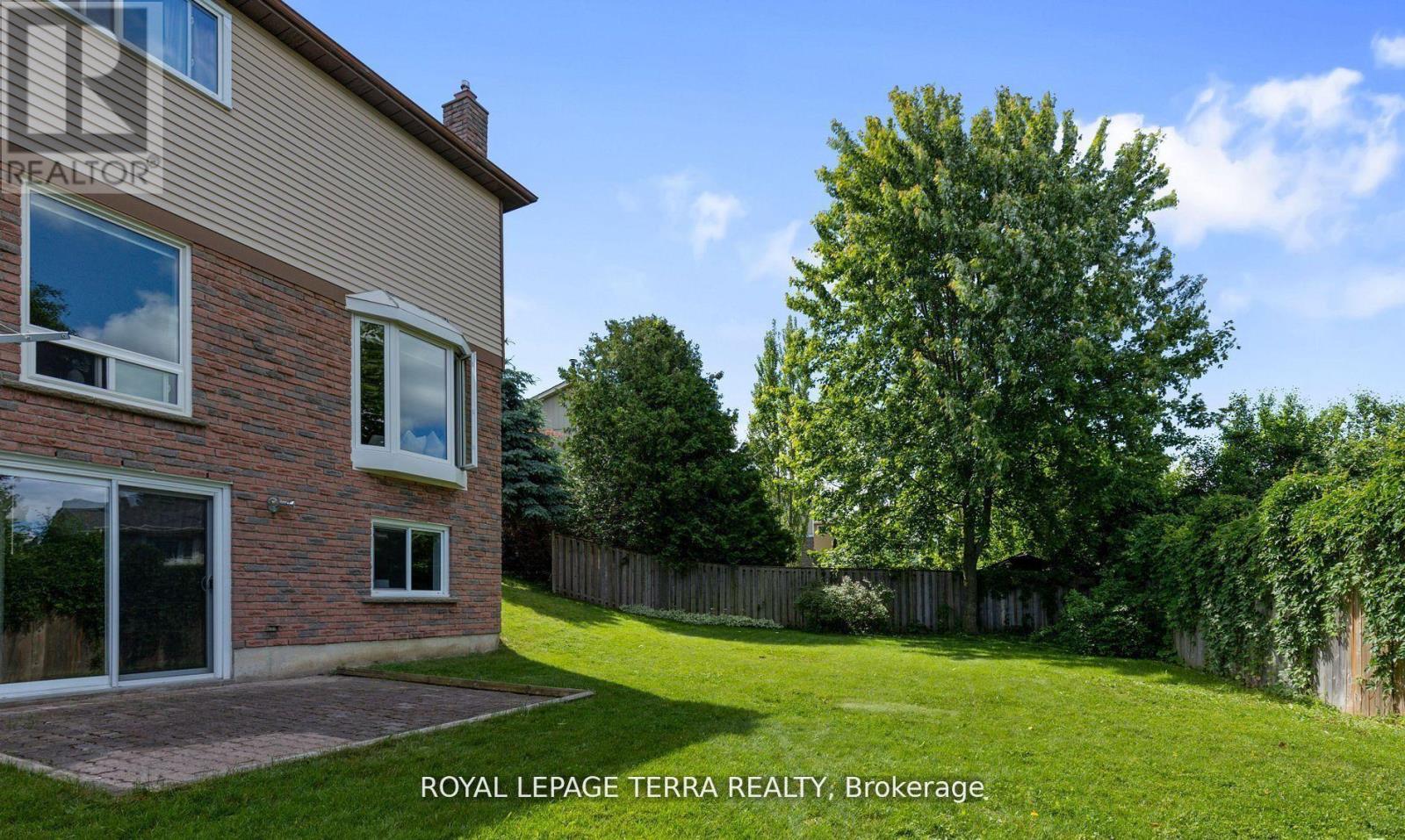 26 Vanessa Place, Whitby, Ontario  L1N 6T3 - Photo 11 - E12516540