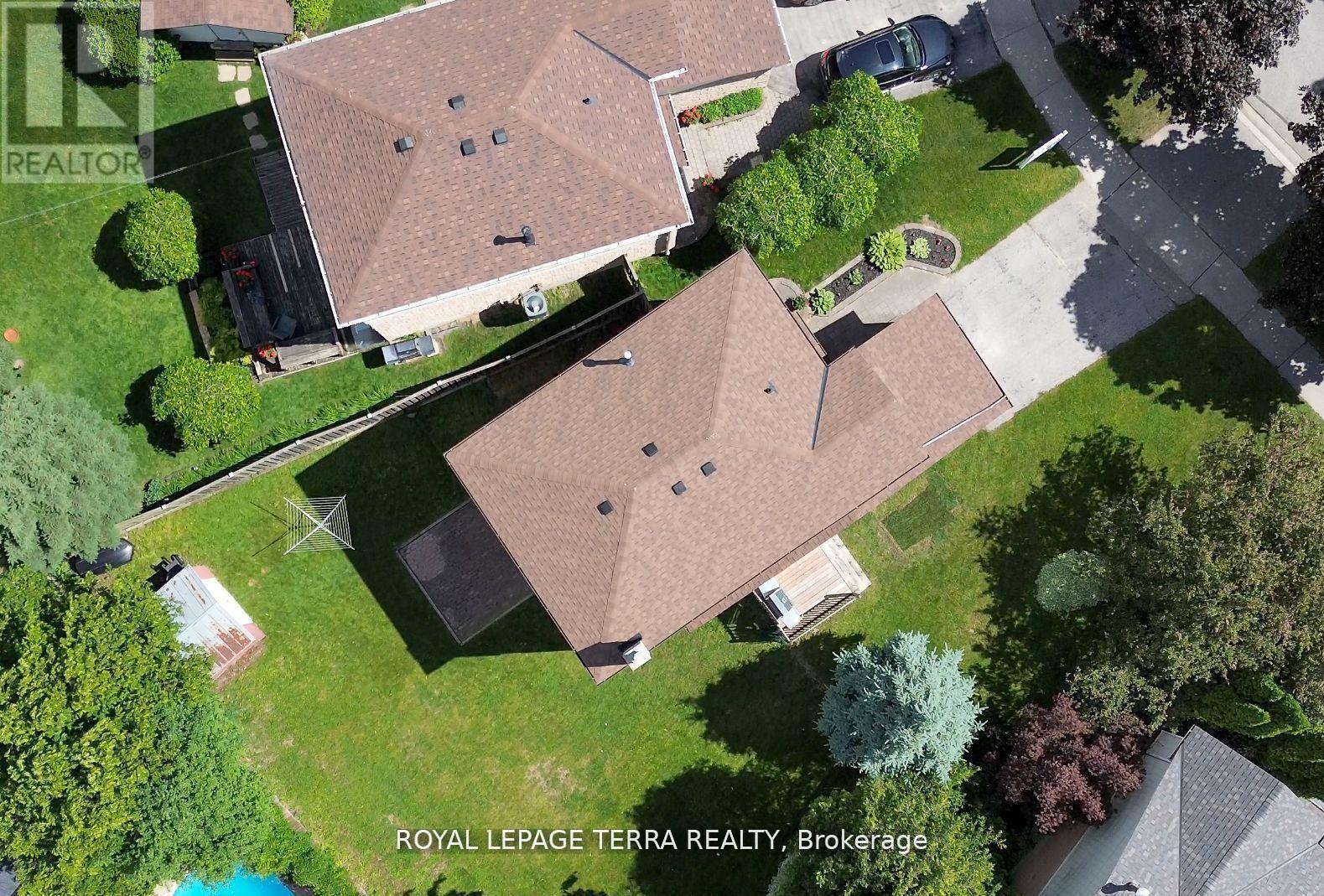 26 Vanessa Place, Whitby, Ontario  L1N 6T3 - Photo 15 - E12516540