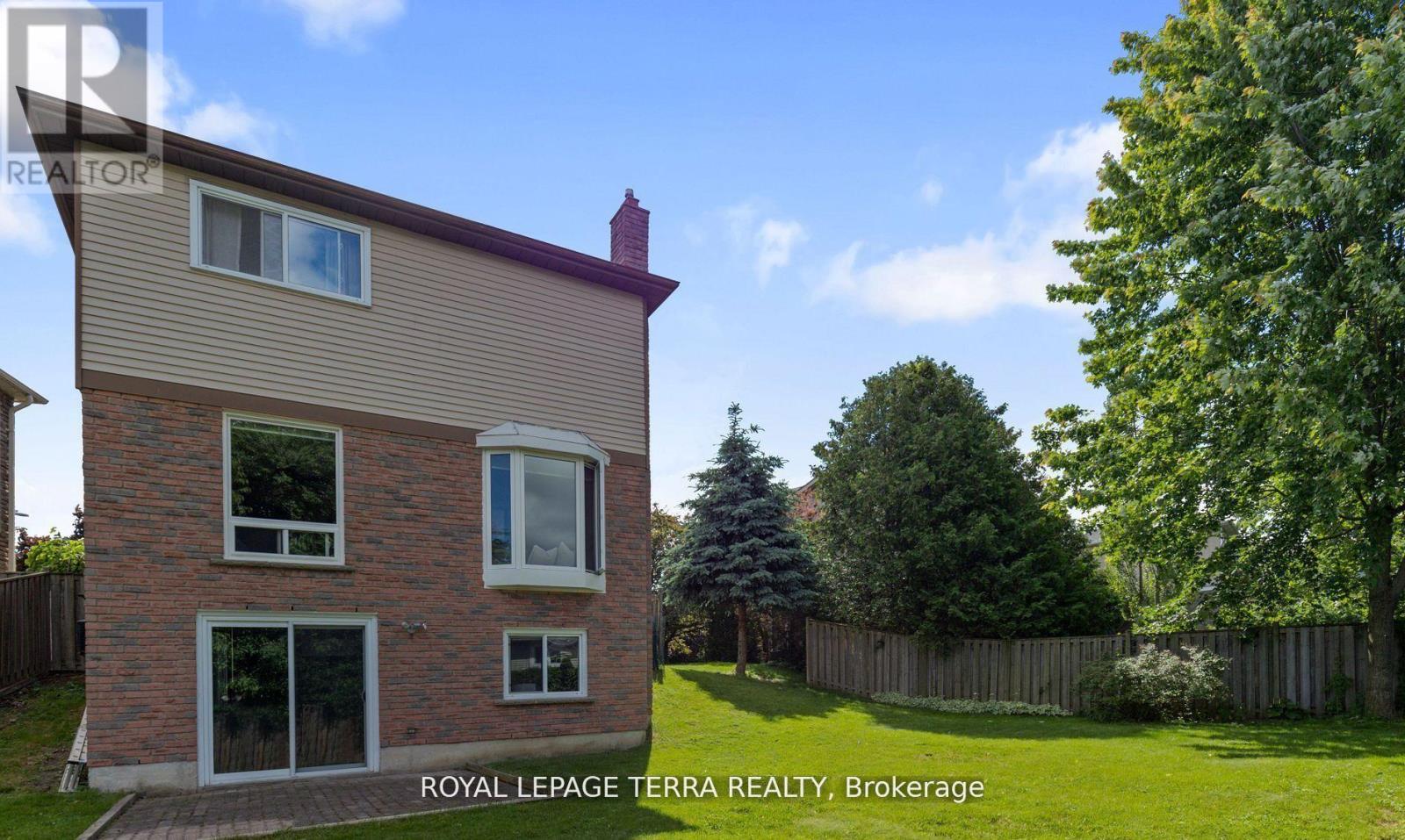 26 Vanessa Place, Whitby, Ontario  L1N 6T3 - Photo 25 - E12516540