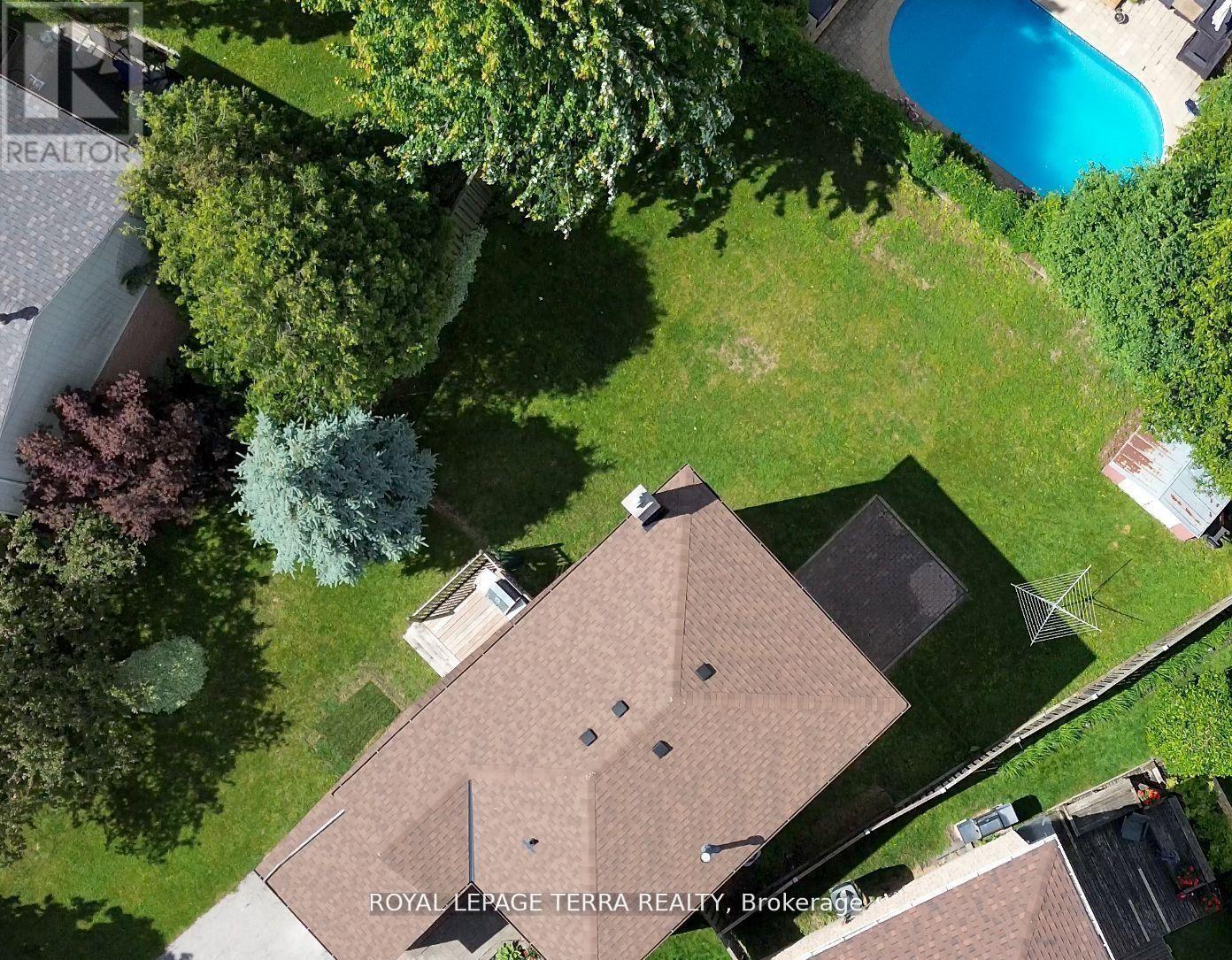 26 Vanessa Place, Whitby, Ontario  L1N 6T3 - Photo 4 - E12516540