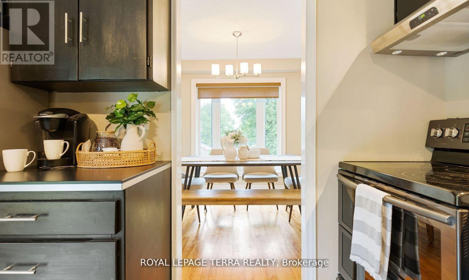 26 Vanessa Place, Whitby, Ontario  L1N 6T3 - Photo 8 - E12516540