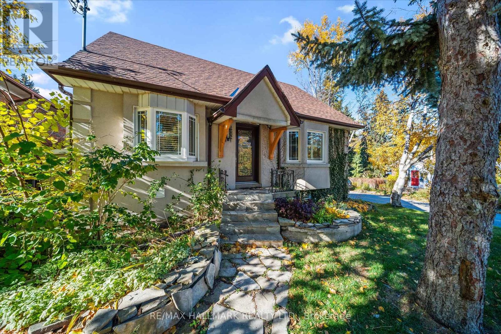 128 Harewood Avenue, Toronto, Ontario  M1M 2R5 - Photo 3 - E12516688