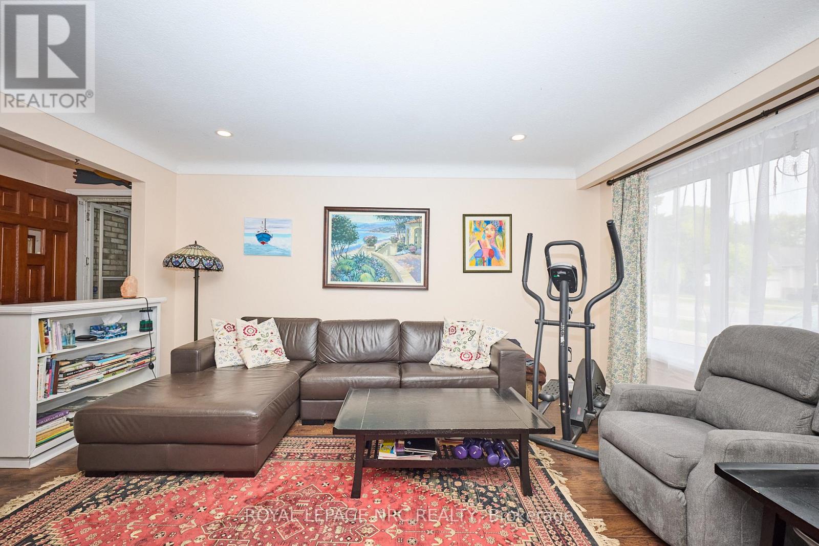 551 Geneva Street, St. Catharines, Ontario  L2N 2J1 - Photo 8 - X12516844