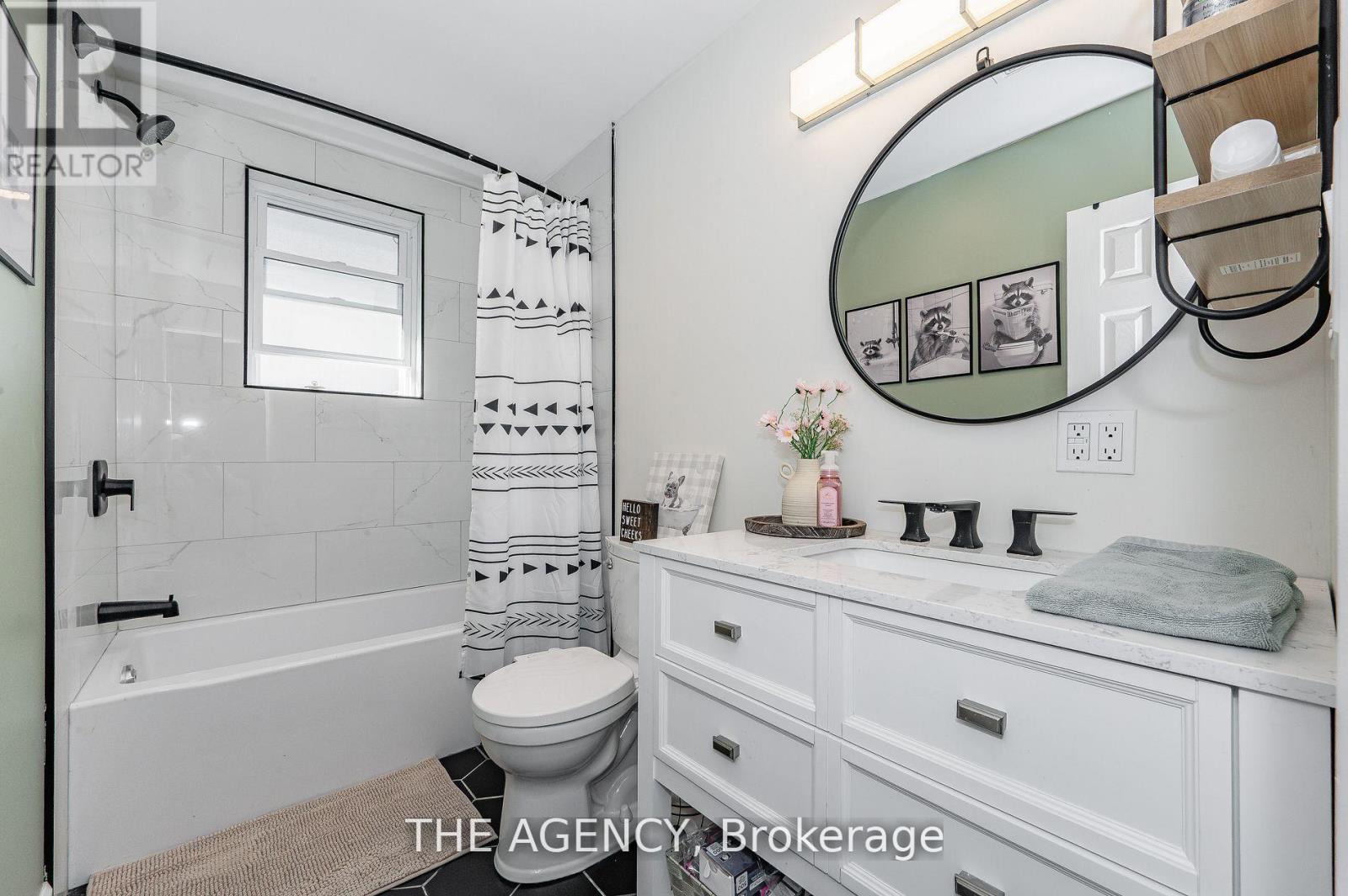 64 Churchill Street, St. Catharines, Ontario  L2S 2P5 - Photo 17 - X12516910