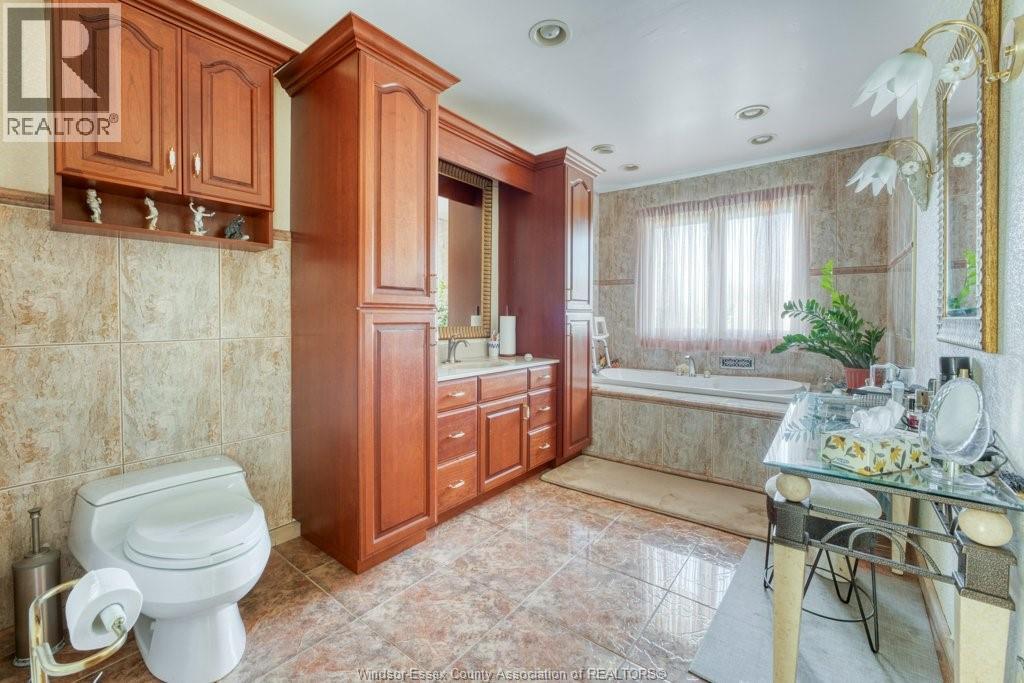 3 Beth, Leamington, Ontario  N8H 3Z8 - Photo 25 - 25028213