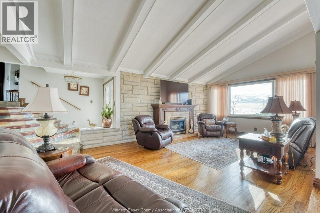 3 Beth, Leamington, Ontario  N8H 3Z8 - Photo 7 - 25028213