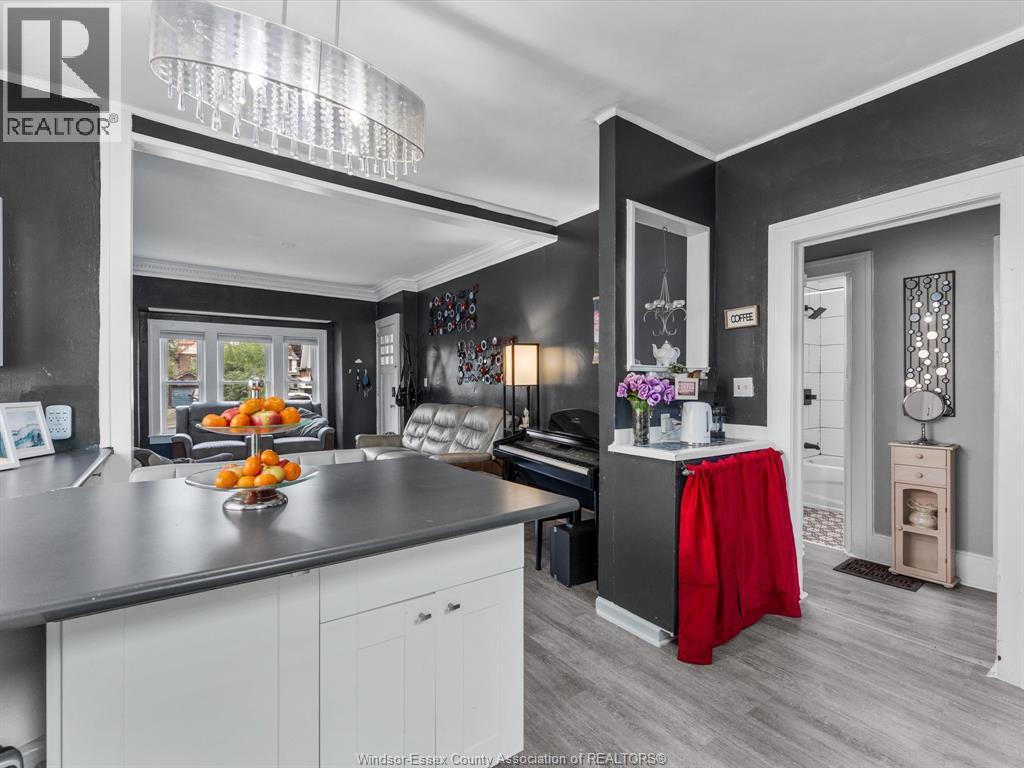 1571 Dougall Avenue, Windsor, Ontario N8X 1S2 - Photo 11 - 25028185