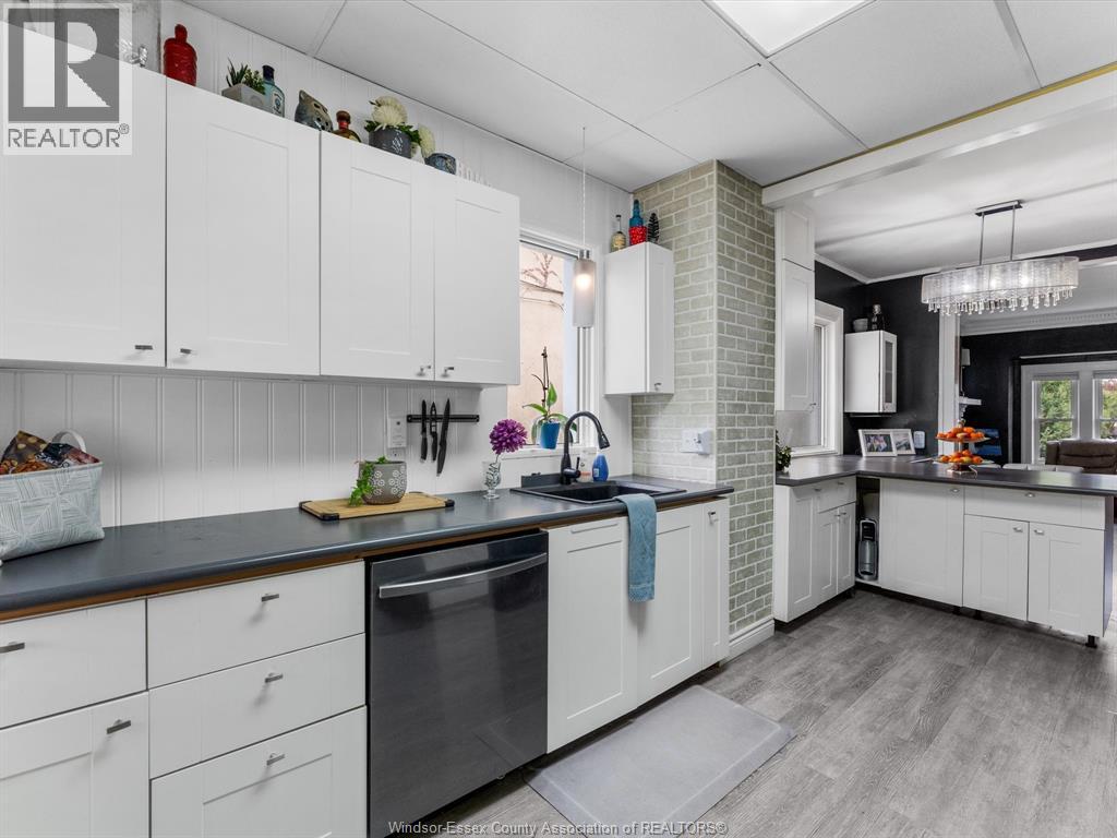 1571 Dougall Avenue, Windsor, Ontario N8X 1S2 - Photo 9 - 25028185