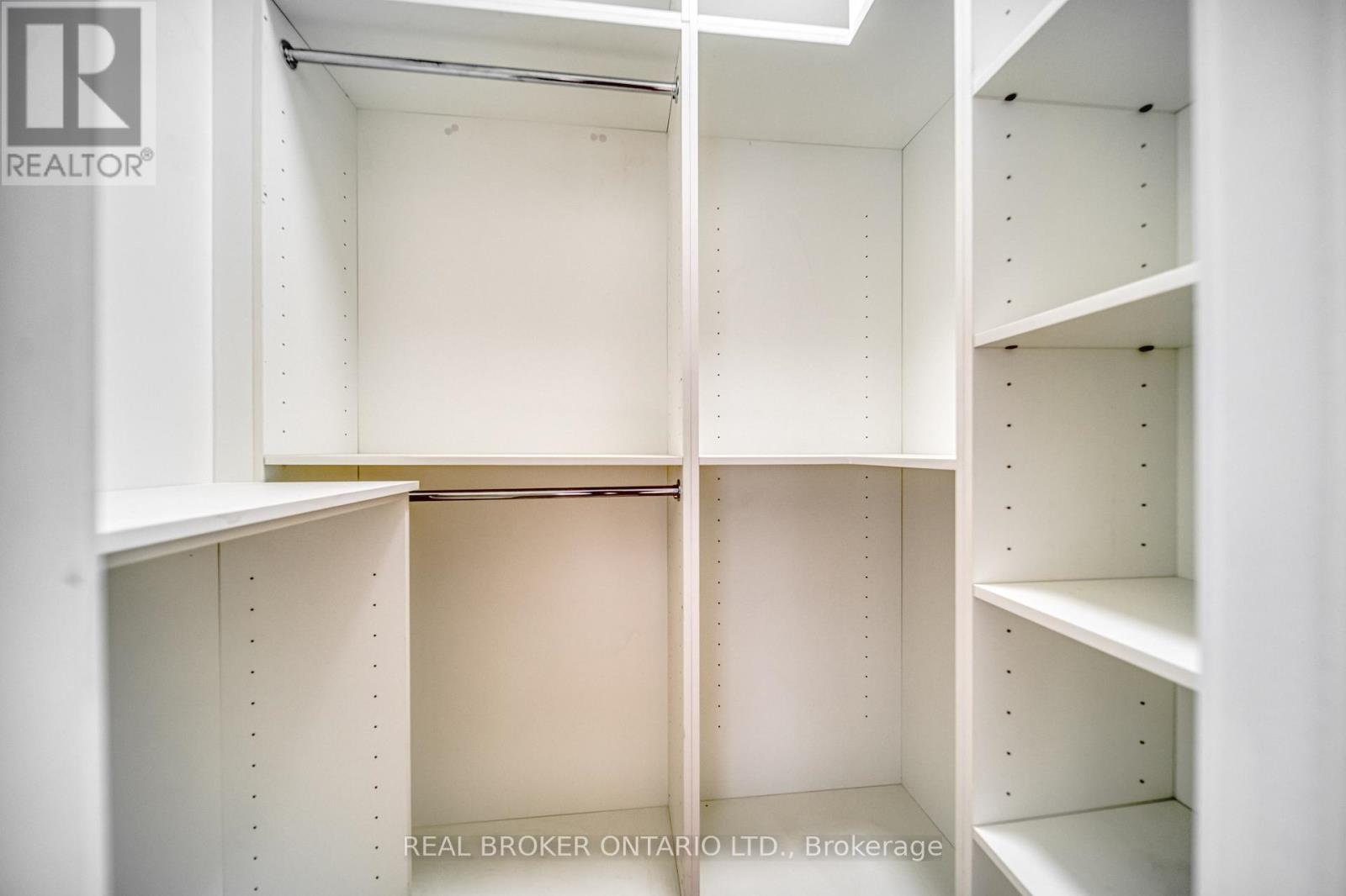 Unit R - 72 Jones Avenue, Toronto, Ontario M4M 2Z8 - Photo 7 - E12512070