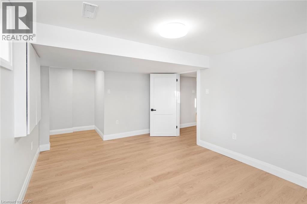 1071 Hwy 8, Stoney Creek, Ontario  L8E 5H8 - Photo 38 - 40786197