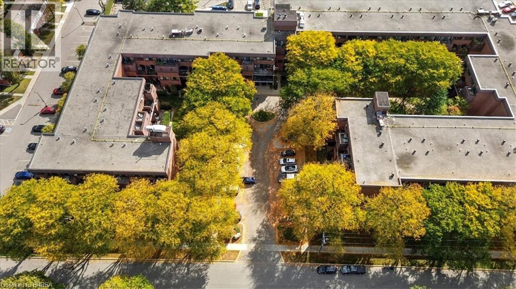 36 Hayhurst Road Unit# 358, Brantford, Ontario  N3R 6Y9 - Photo 48 - 40778214