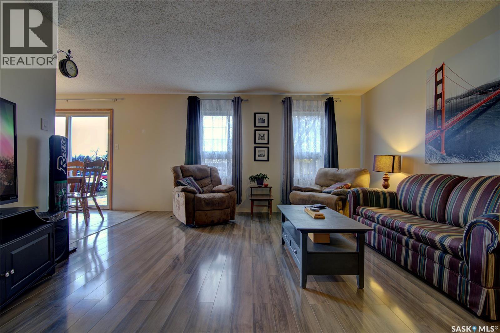 87 Carter Crescent, Regina, Saskatchewan  S4X 2C8 - Photo 6 - SK022024