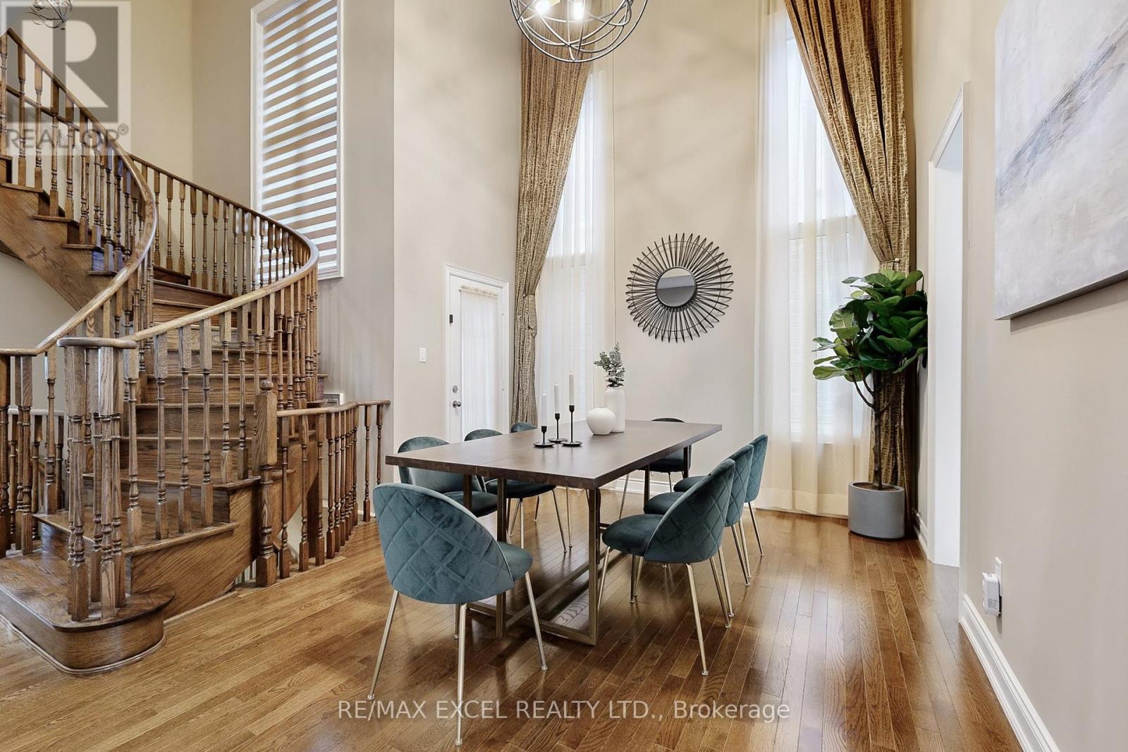 160 Roy Harper Avenue, Aurora, Ontario  L4G 0V6 - Photo 10 - N12516588