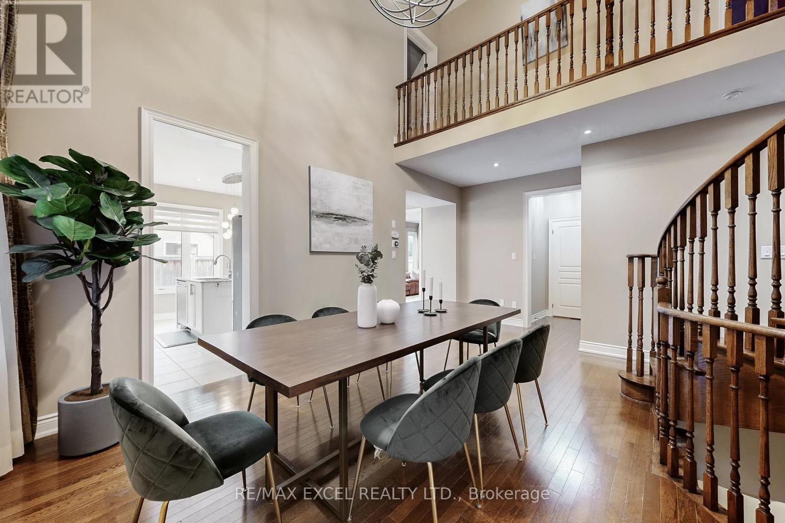 160 Roy Harper Avenue, Aurora, Ontario  L4G 0V6 - Photo 14 - N12516588