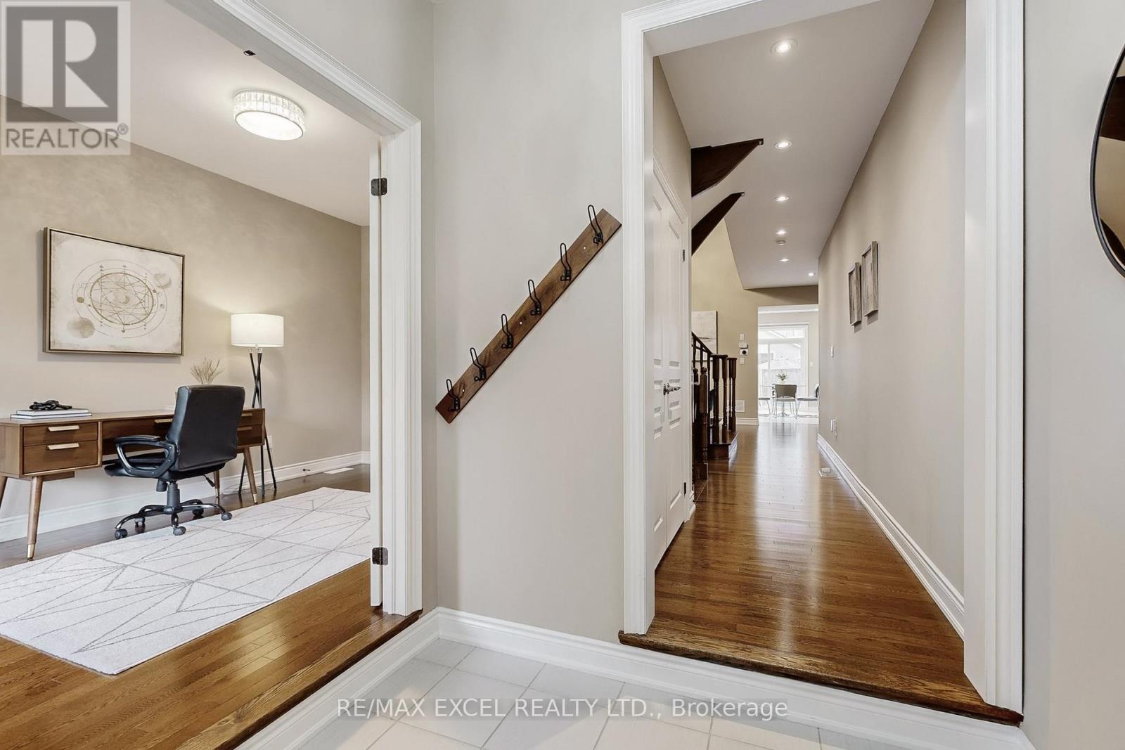 160 Roy Harper Avenue, Aurora, Ontario  L4G 0V6 - Photo 27 - N12516588