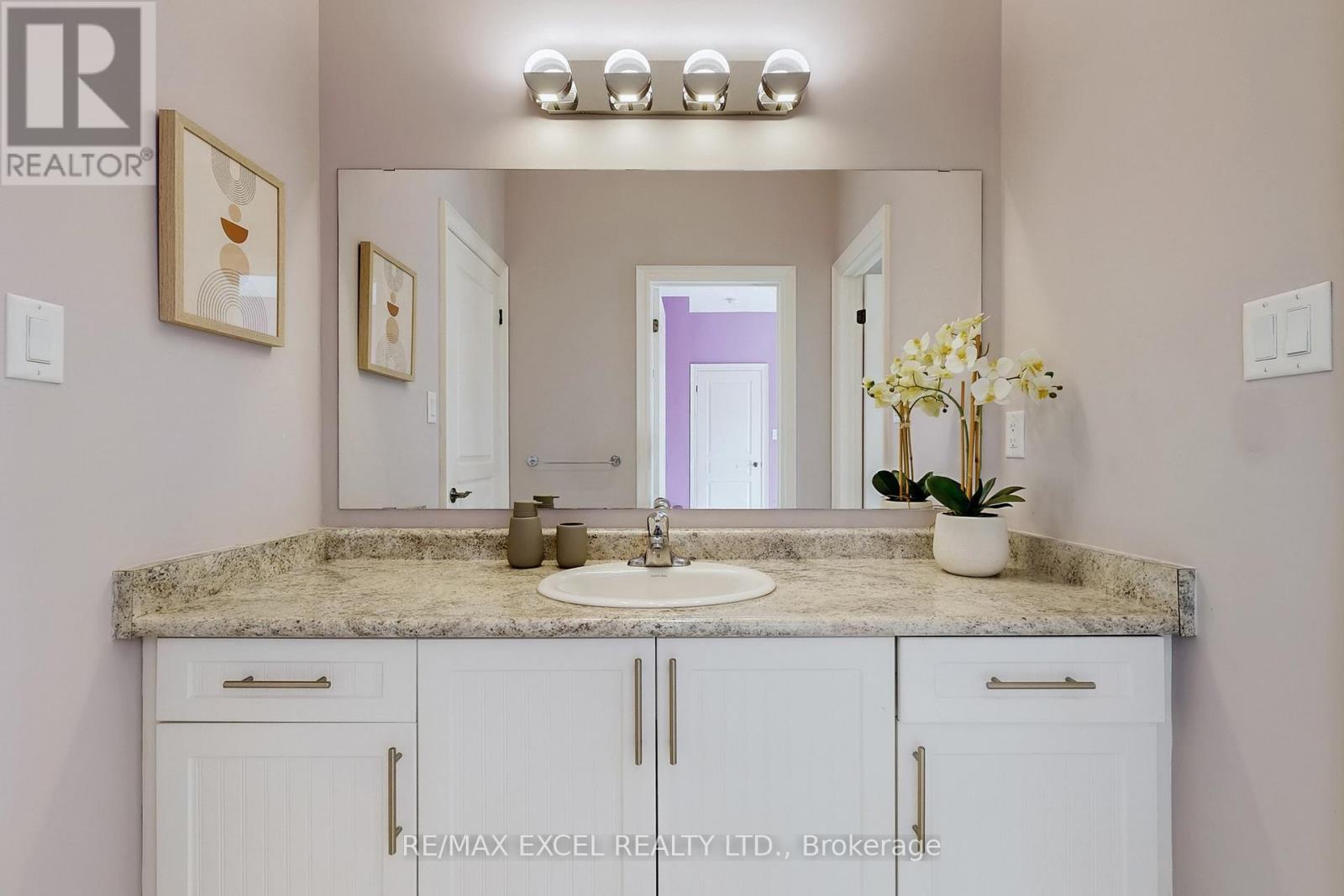 160 Roy Harper Avenue, Aurora, Ontario  L4G 0V6 - Photo 41 - N12516588