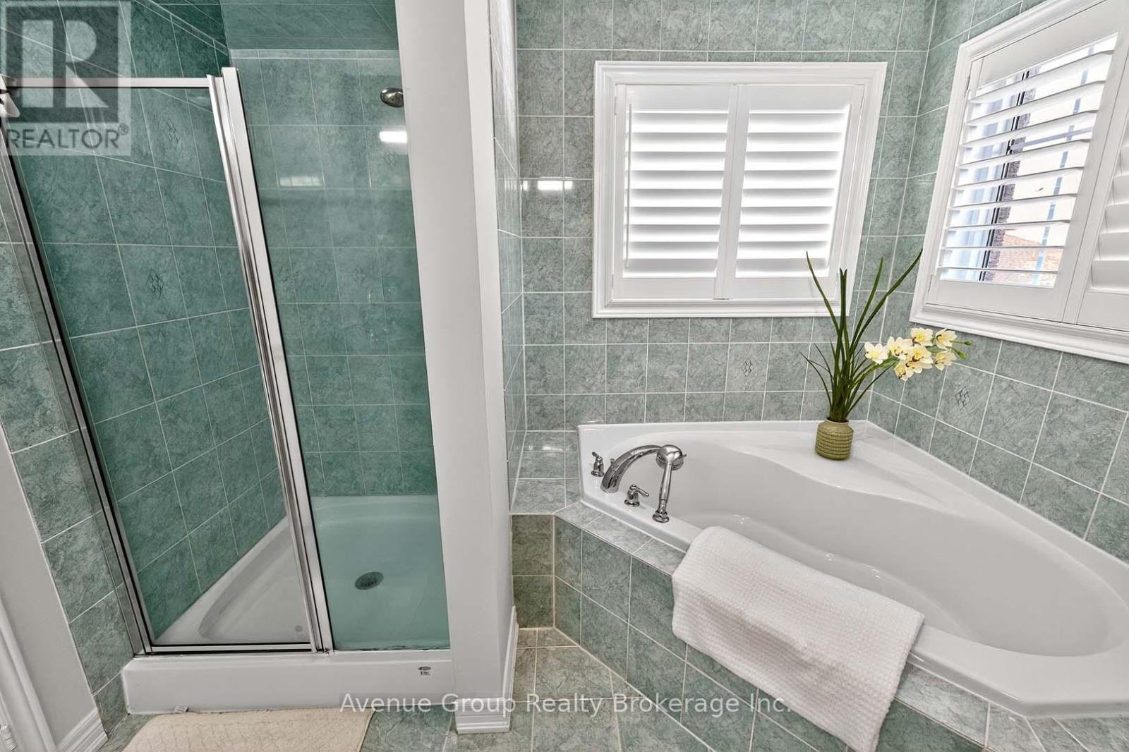 16 Caprara Crescent, Markham, Ontario L6B 0B7 - Photo 25 - N12516592