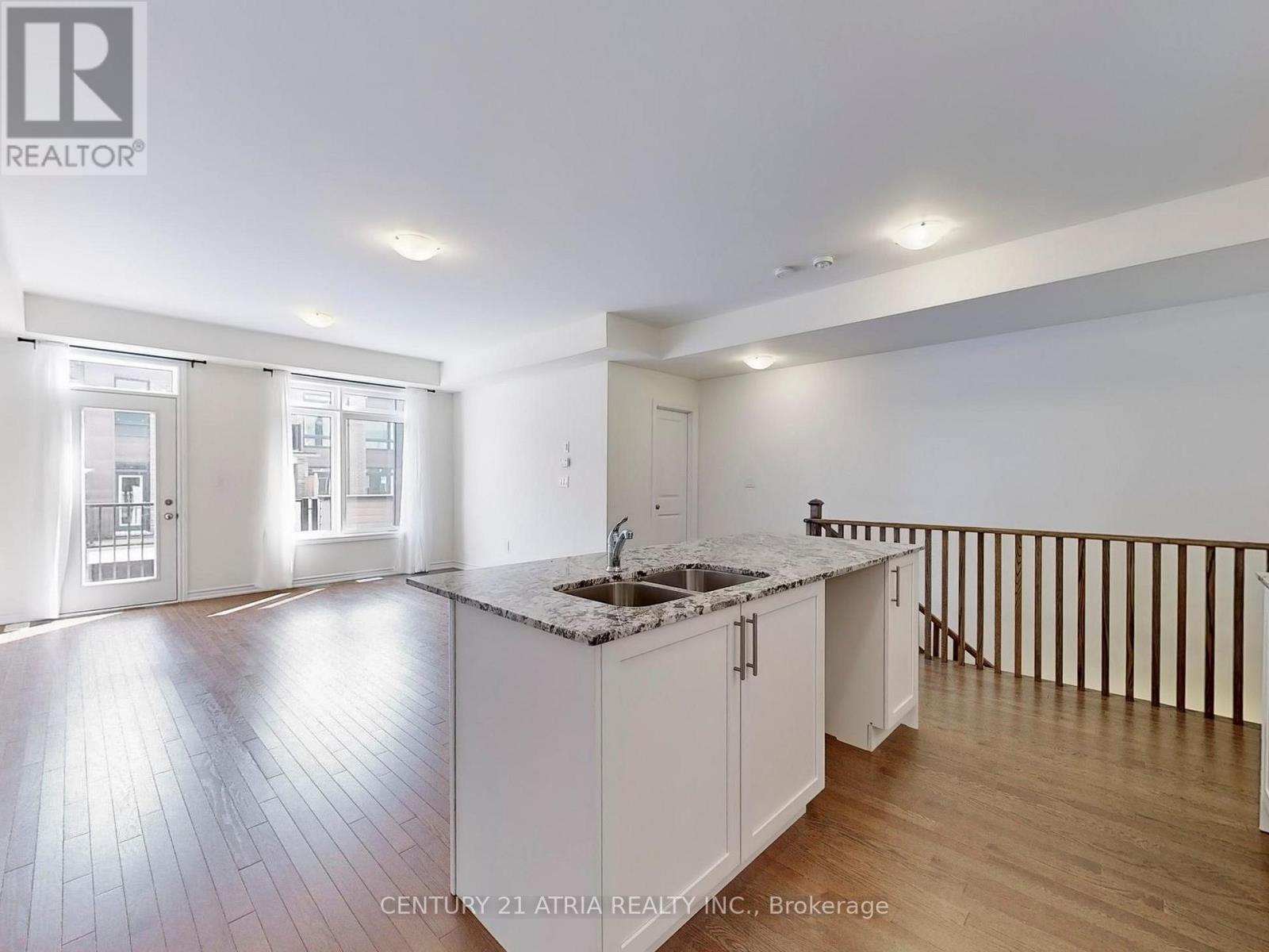 12 Gunton Street, Aurora, Ontario  L4G 4A9 - Photo 11 - N12516618