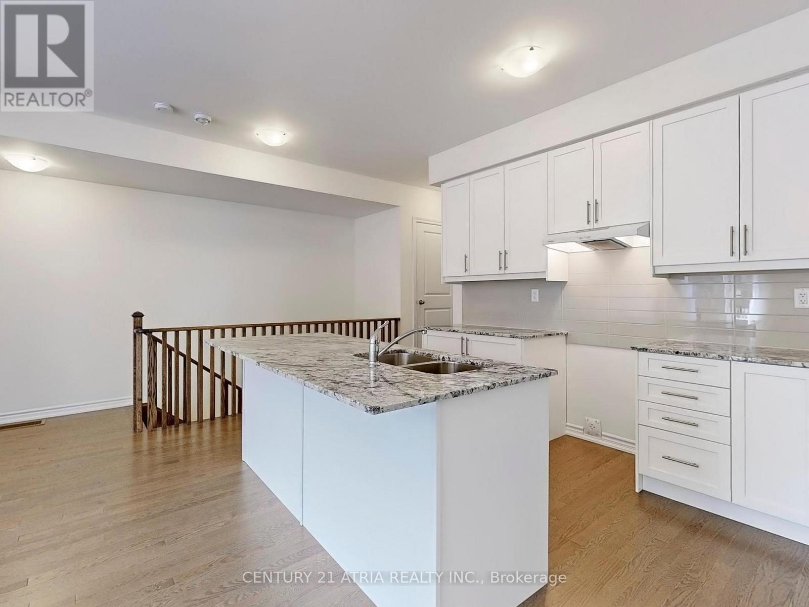 12 Gunton Street, Aurora, Ontario  L4G 4A9 - Photo 12 - N12516618