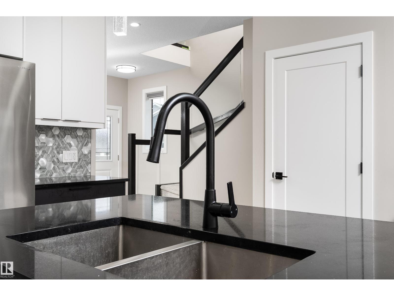 23 Hunter Pl, Spruce Grove, Alberta  T7X 2L6 - Photo 9 - E4464703