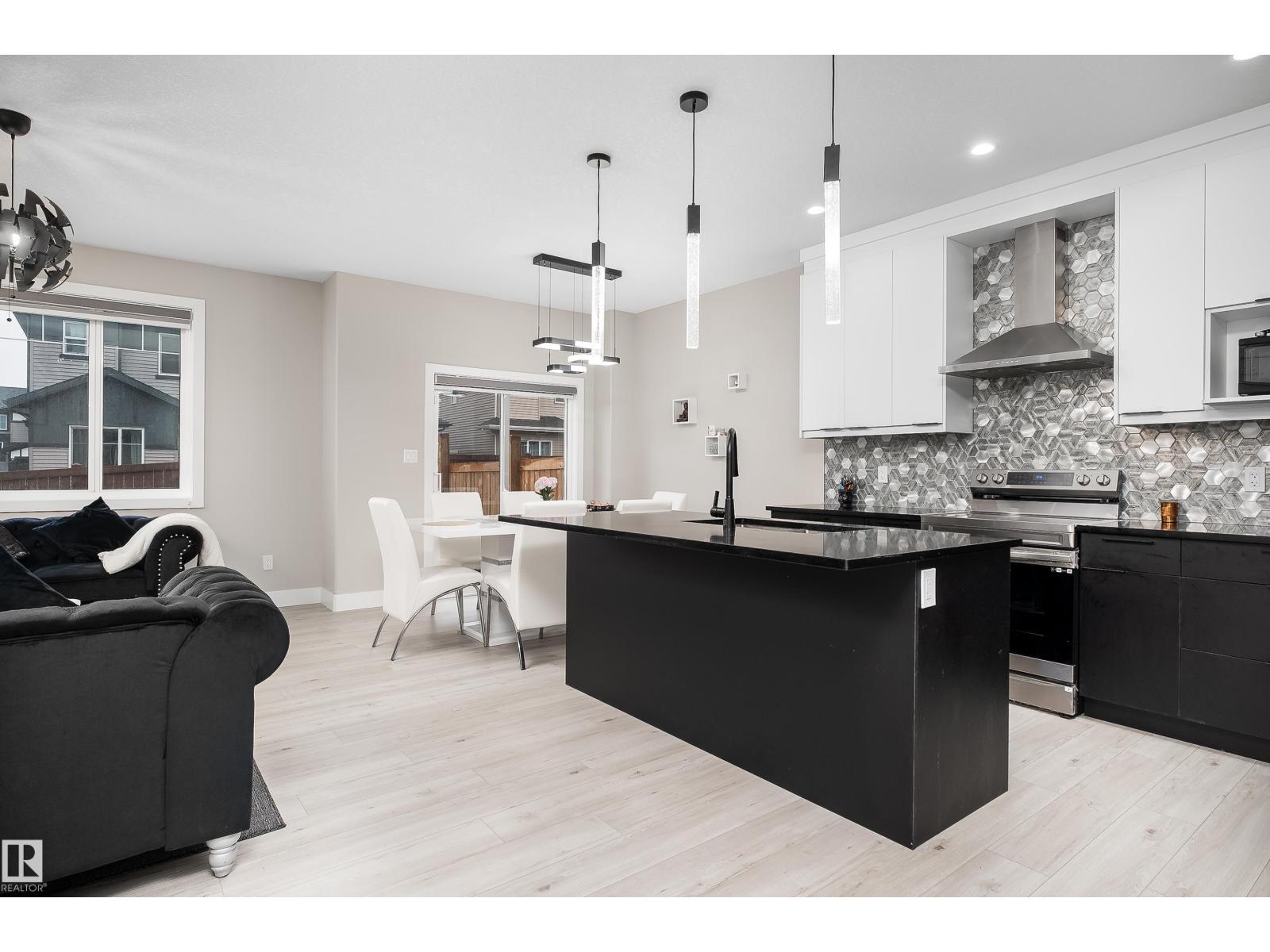 23 Hunter Pl, Spruce Grove, Alberta  T7X 2L6 - Photo 5 - E4464703