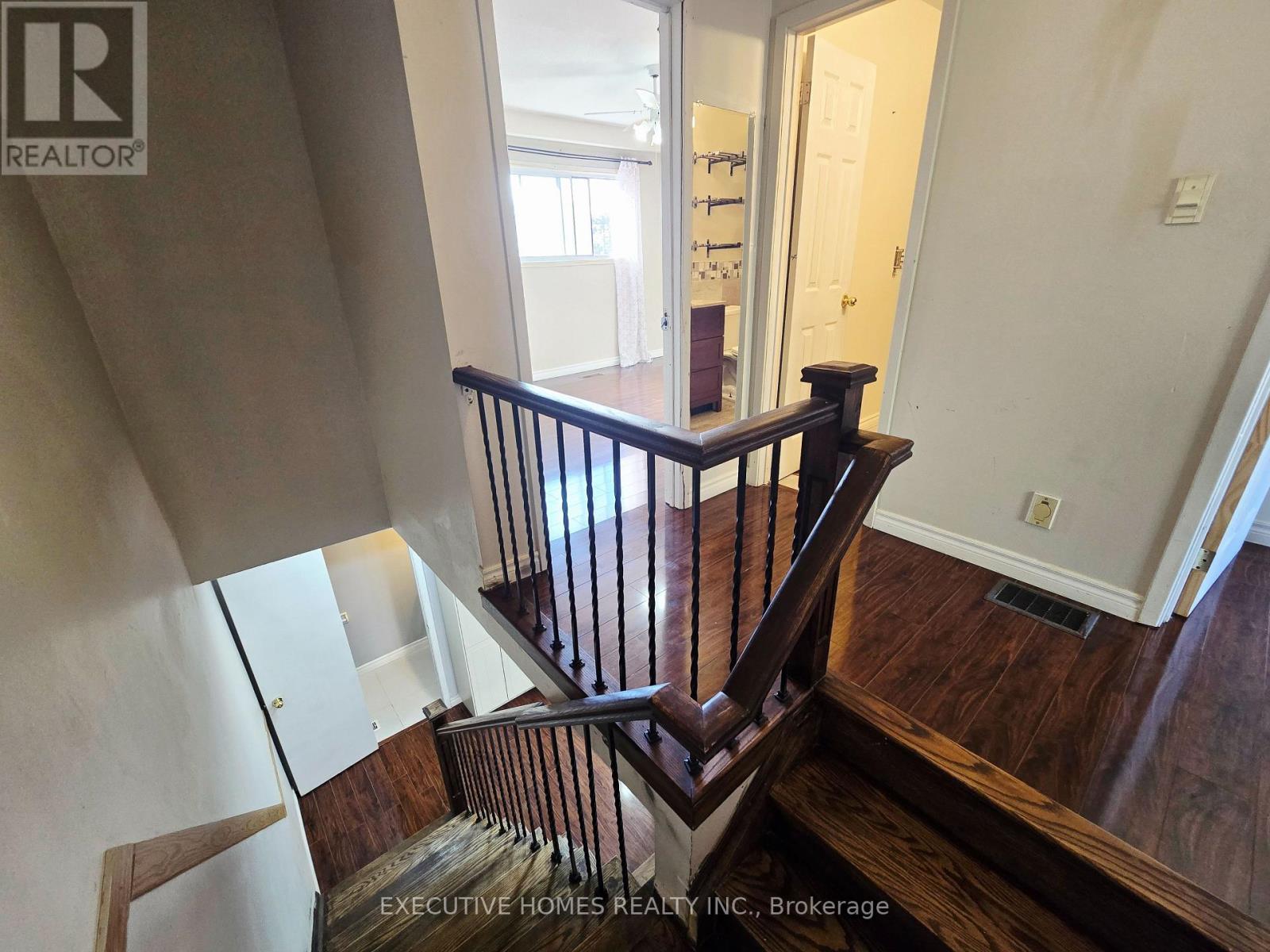 61 Collins Crescent, Brampton, Ontario  L6V 3N1 - Photo 16 - W12505526