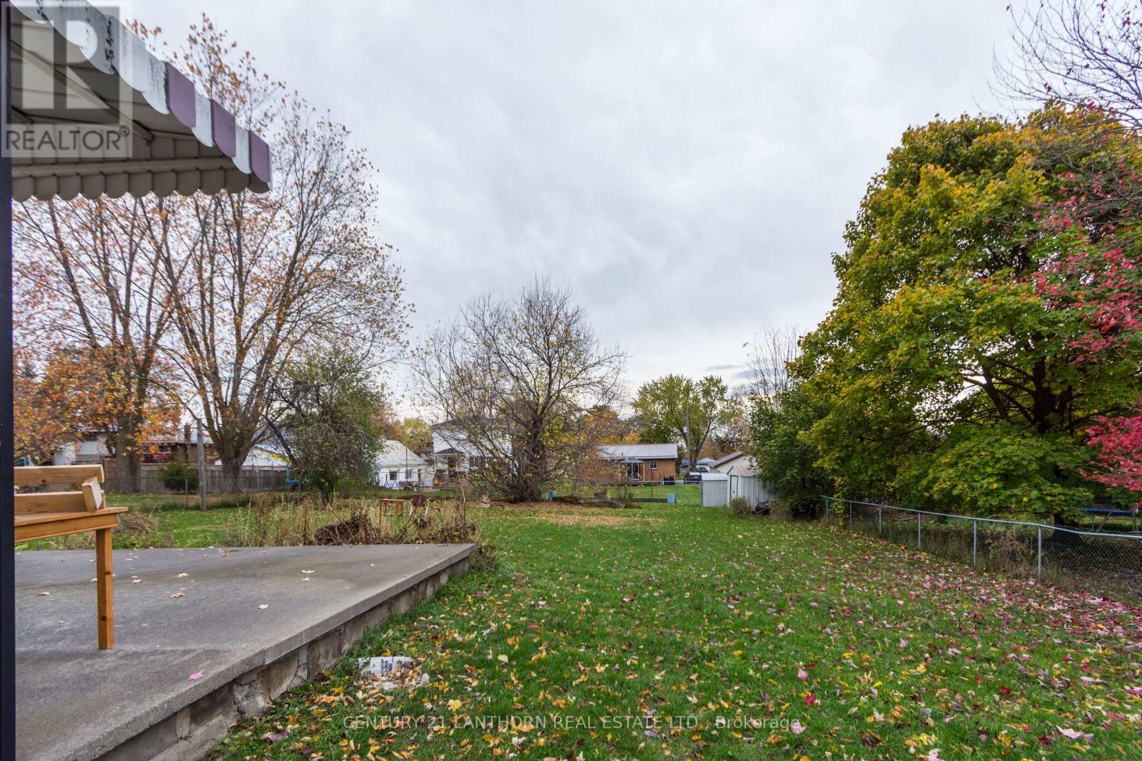 485 Sidney Street, Belleville (Belleville Ward), Ontario  K8P 4A3 - Photo 3 - X12517028