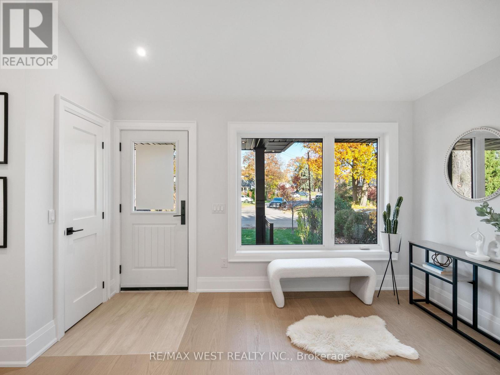 24 Appledale Road, Toronto, Ontario  M9B 5G4 - Photo 49 - W12515576