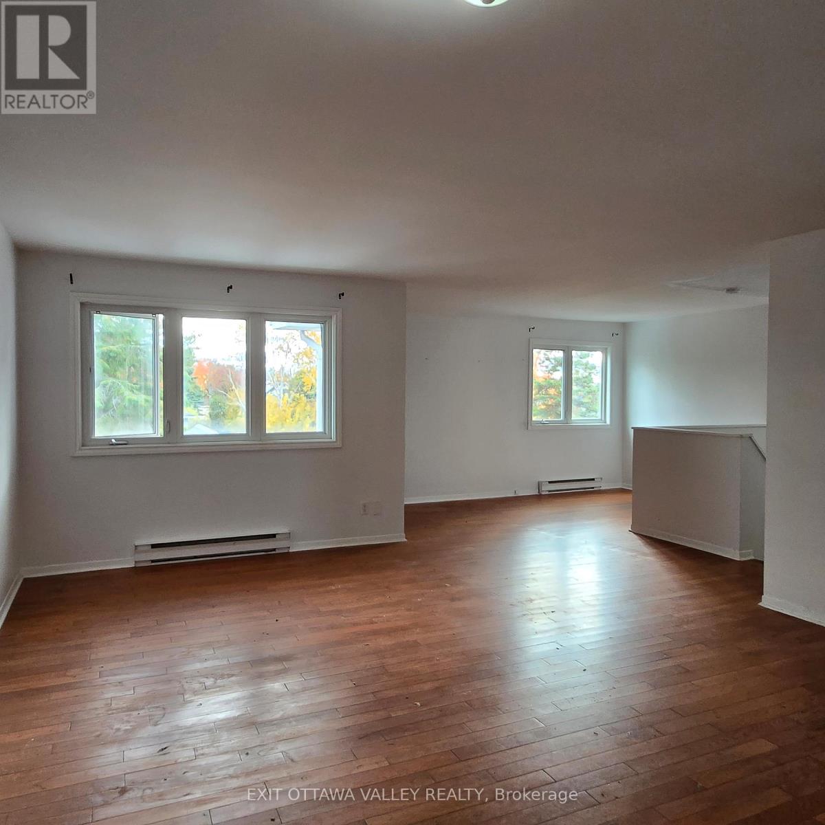 3 - 10 Charles Street, Arnprior, Ontario K7S 1A7 - Photo 11 - X12515360