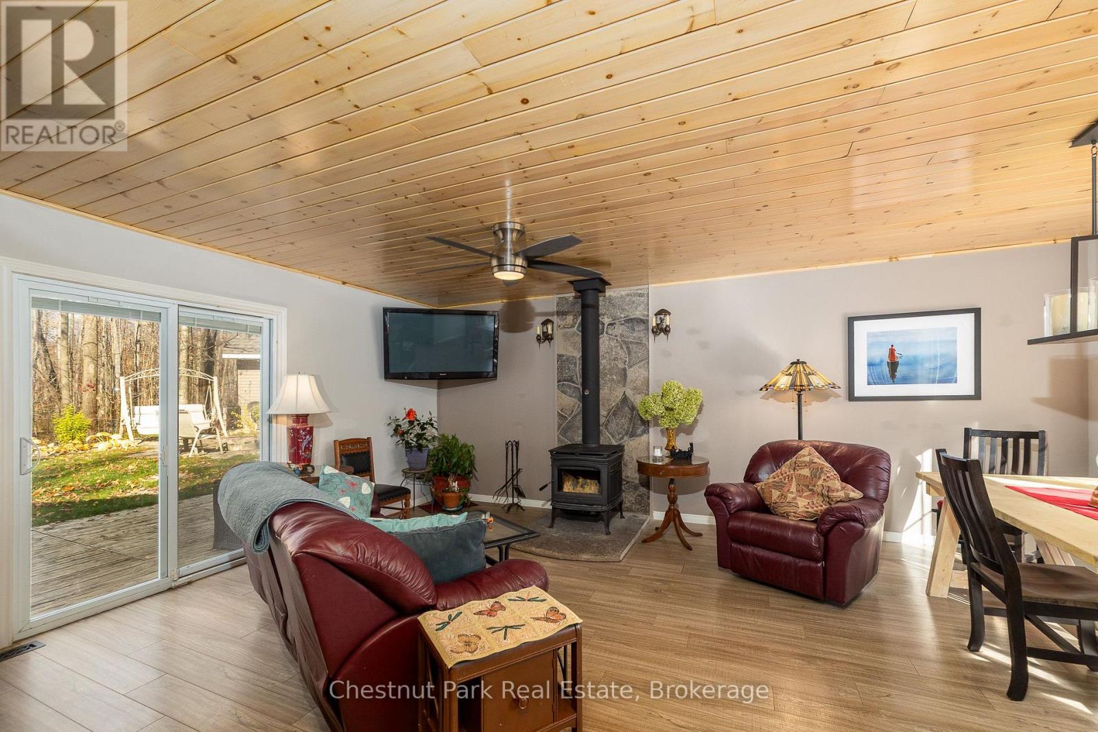 129 Miller Lake Shore Road, Northern Bruce Peninsula, Ontario  N0H 1Z0 - Photo 10 - X12516724