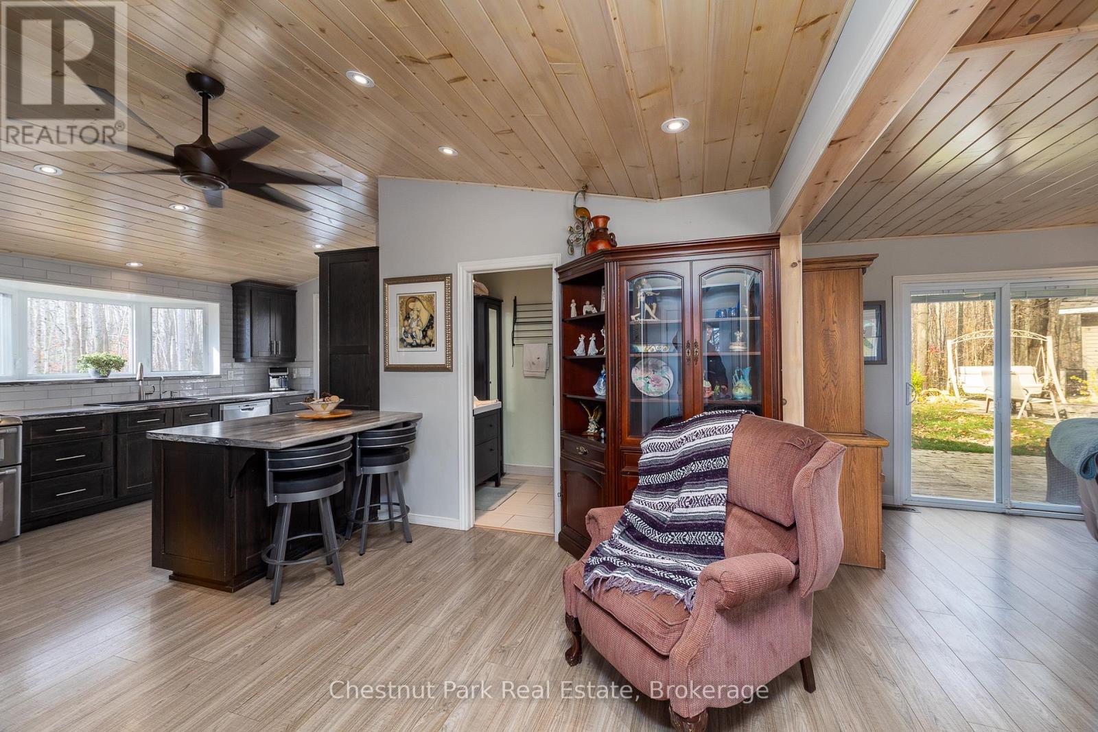 129 Miller Lake Shore Road, Northern Bruce Peninsula, Ontario  N0H 1Z0 - Photo 16 - X12516724