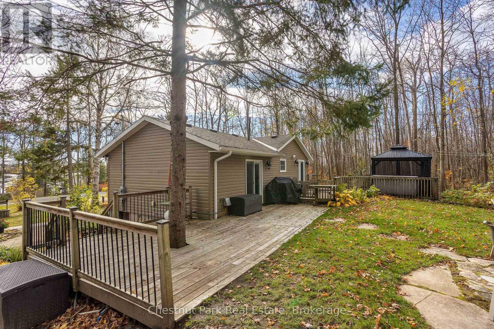 129 Miller Lake Shore Road, Northern Bruce Peninsula, Ontario  N0H 1Z0 - Photo 33 - X12516724