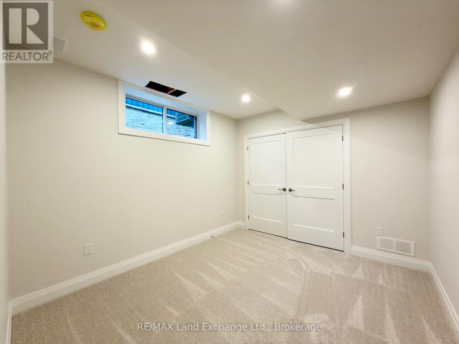 155 Westlinks Drive, Saugeen Shores, Ontario N0H 2C3 - Photo 11 - X12516734