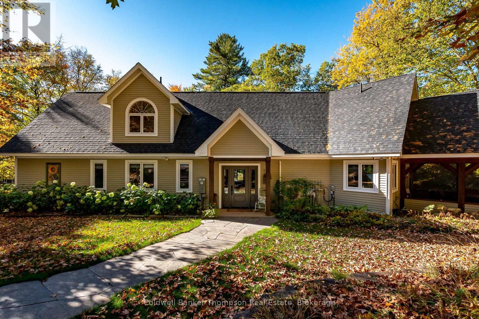 54 Hoodstown Shores Road, Huntsville, Ontario P1H 2J2 - Photo 4 - X12516800