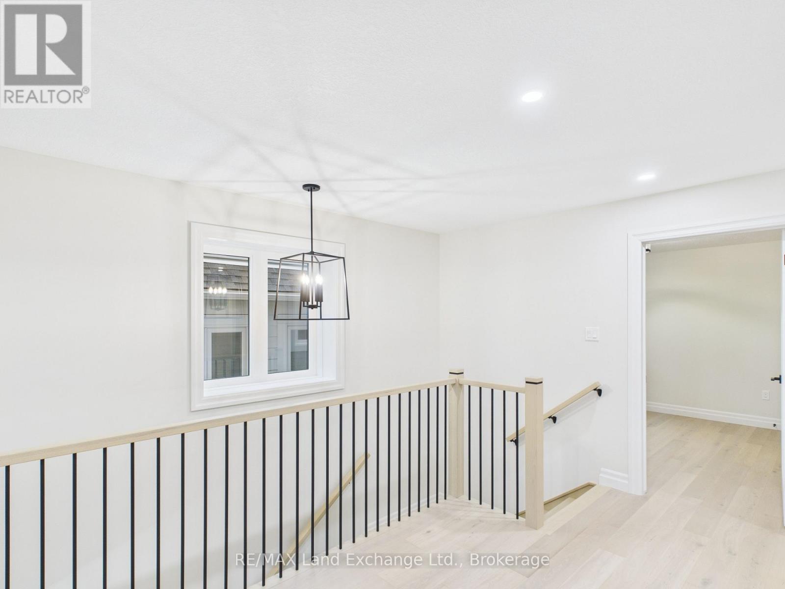 99 Inverness Street N, Kincardine, Ontario  N2Z 1J4 - Photo 14 - X12516902