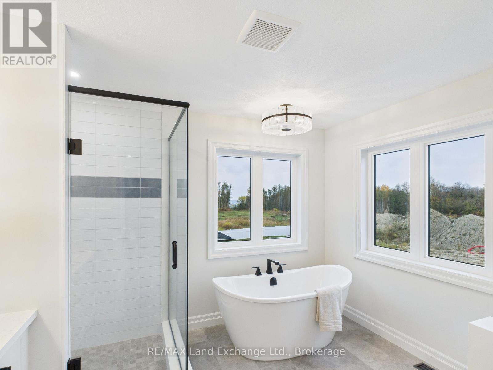 99 Inverness Street N, Kincardine, Ontario  N2Z 1J4 - Photo 24 - X12516902