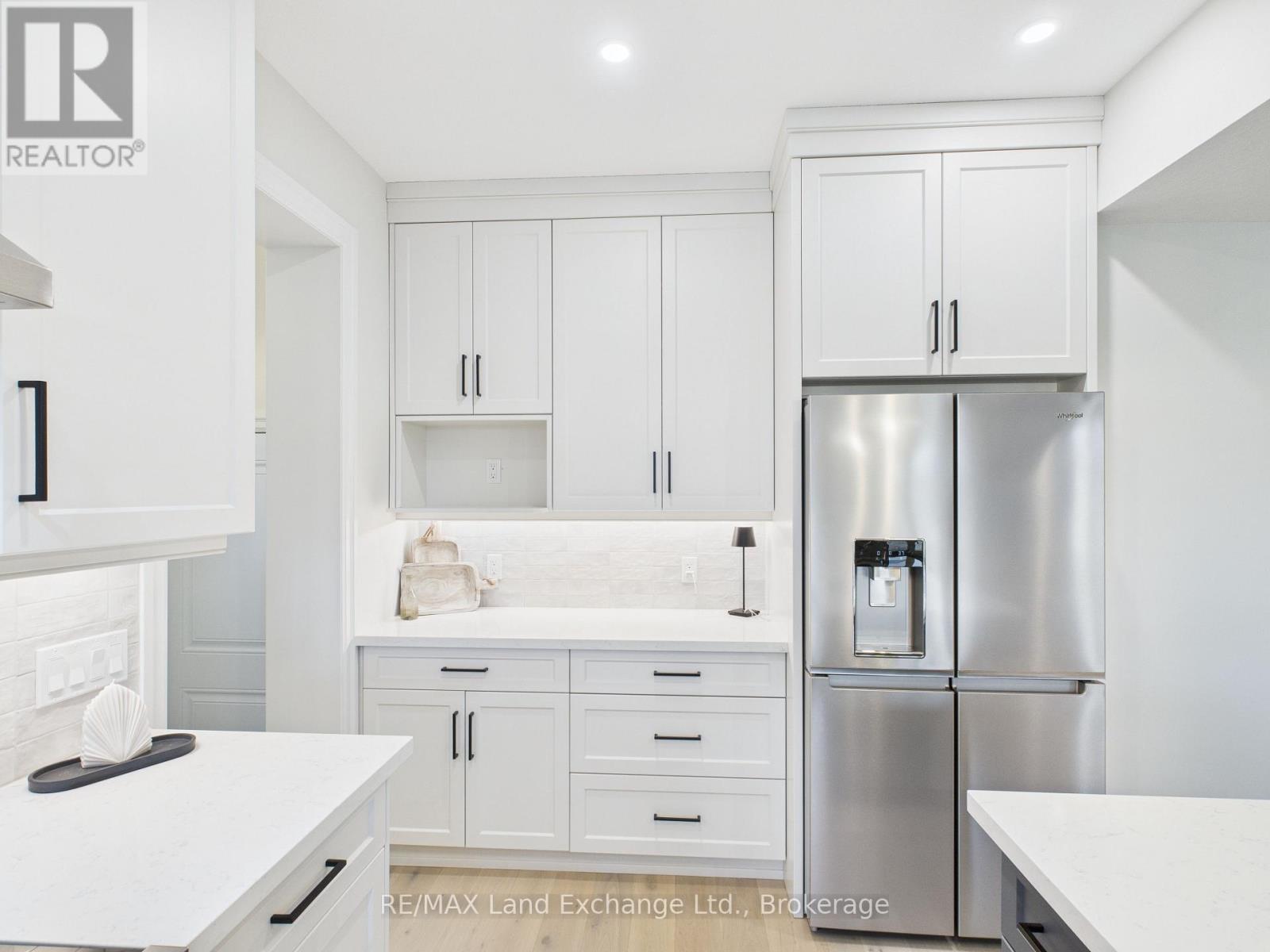 99 Inverness Street N, Kincardine, Ontario  N2Z 1J4 - Photo 8 - X12516902